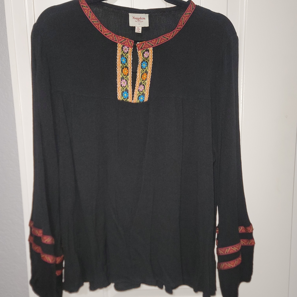 Hayden Los Angeles Black Embroidered Women's Blouse